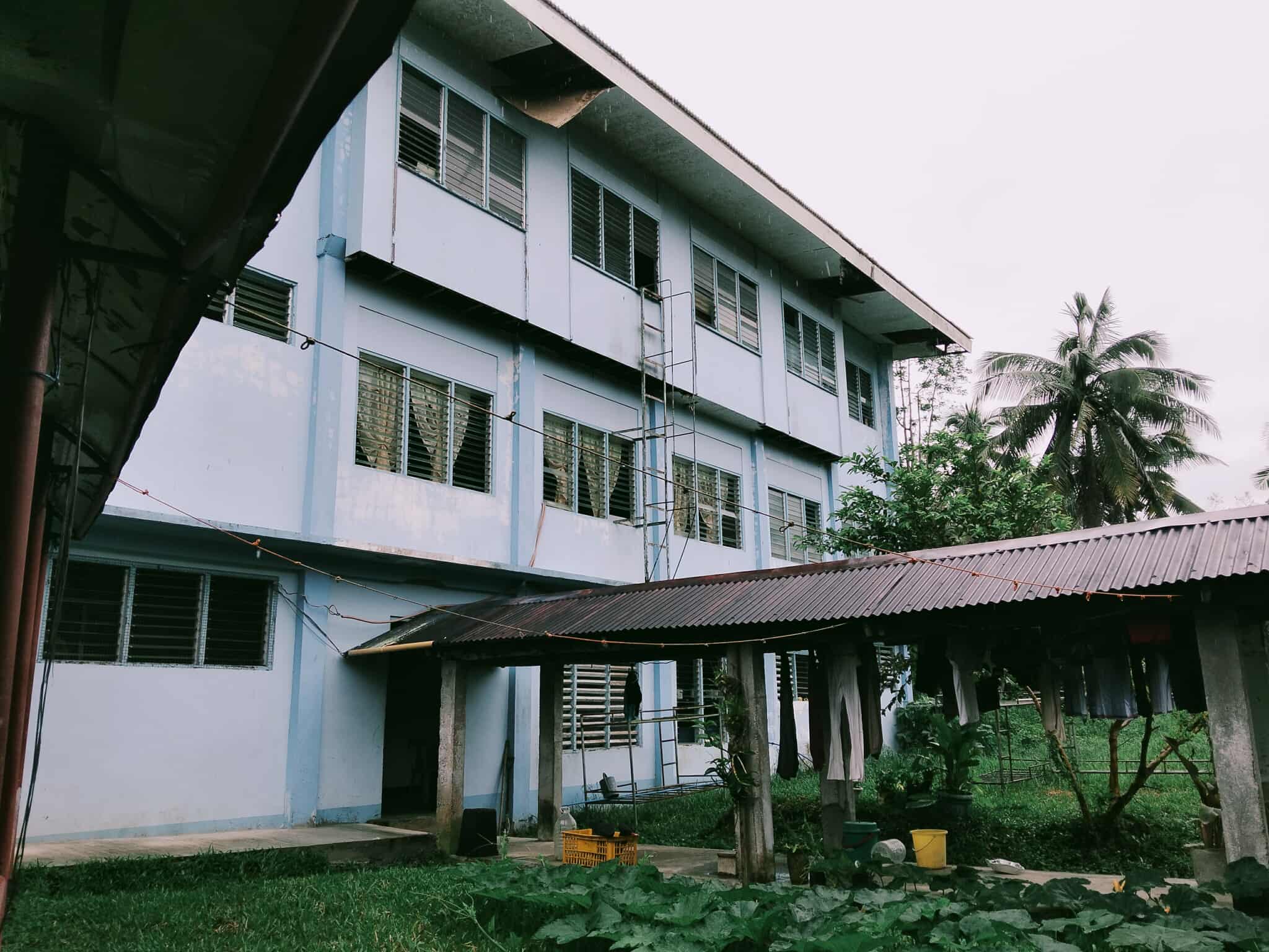 MEN'S DORMITORY